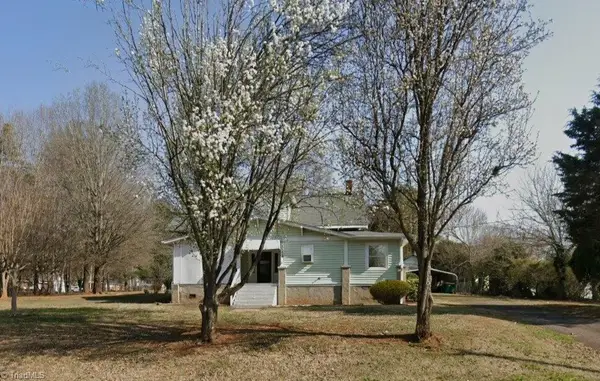 3220 S Stratford Road, Clemmons, NC 27103