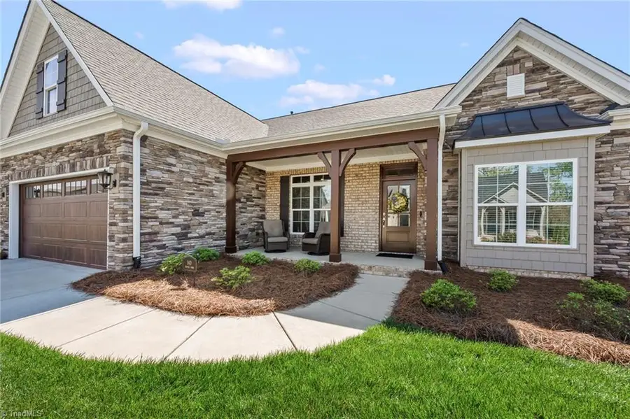 140 Castle Pond Drive, Wallburg, NC 27107 - #2