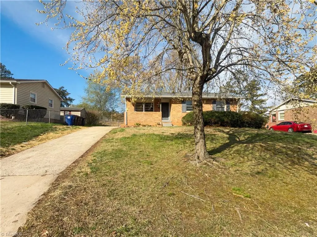 1447 E Sedgefield Drive, Winston Salem, NC 27107 - #1