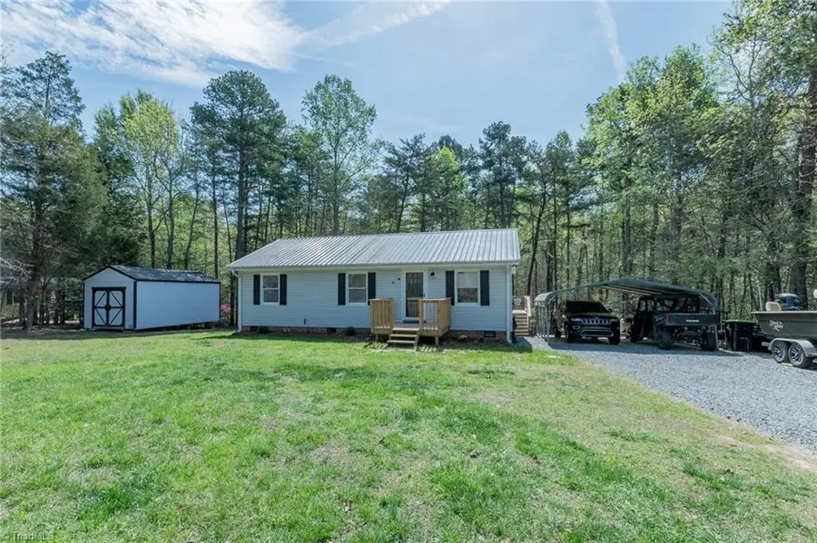 1241 Riverwood Road, Lexington, NC 27292 - #2