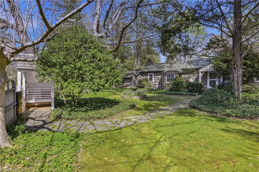 4285 Shattalon Drive, Winston Salem, NC 27106 - #3