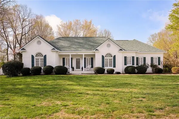 6398 Skylark Road, Pfafftown, NC 27040