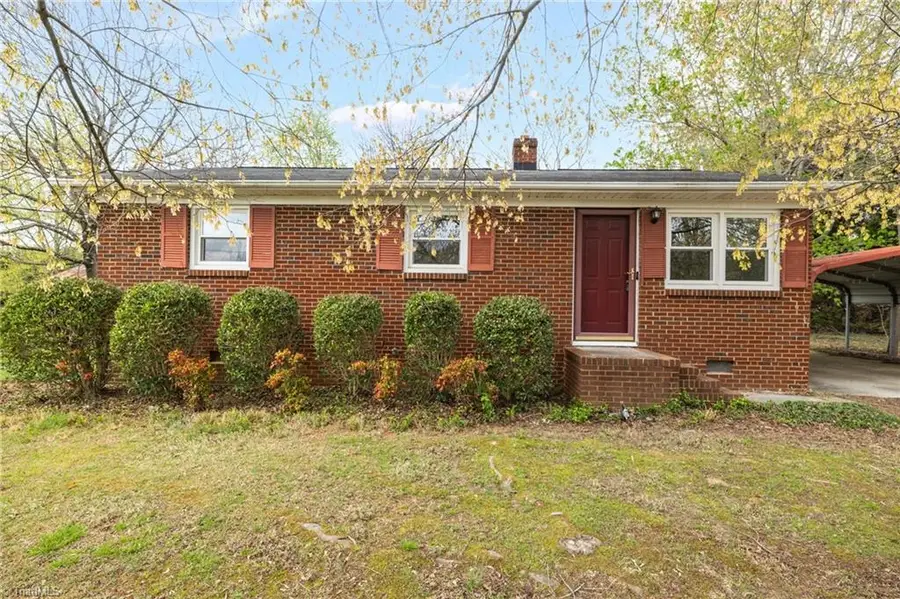 8140 Haw River Road, Kernersville, NC 27284 - #2