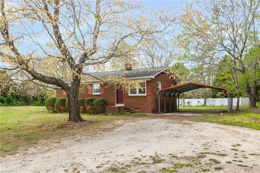 8140 Haw River Road, Kernersville, NC 27284 - #3