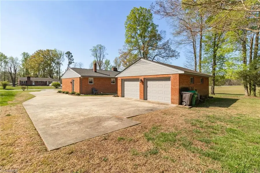 603 Shamrock Road, High Point, NC 27265 - #2