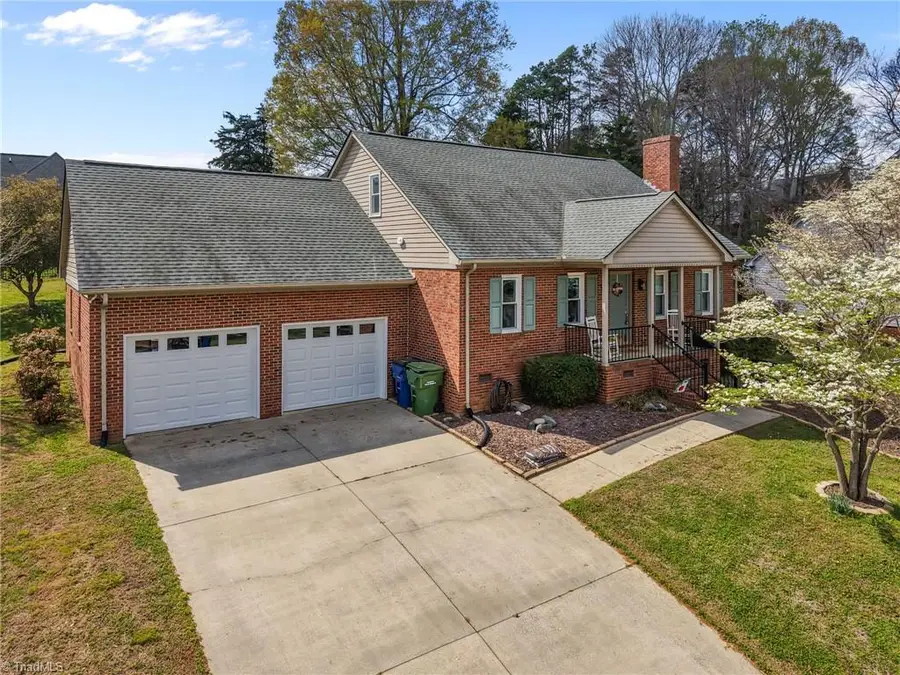 418 Wildwood Lane, Graham, NC 27253 - #3