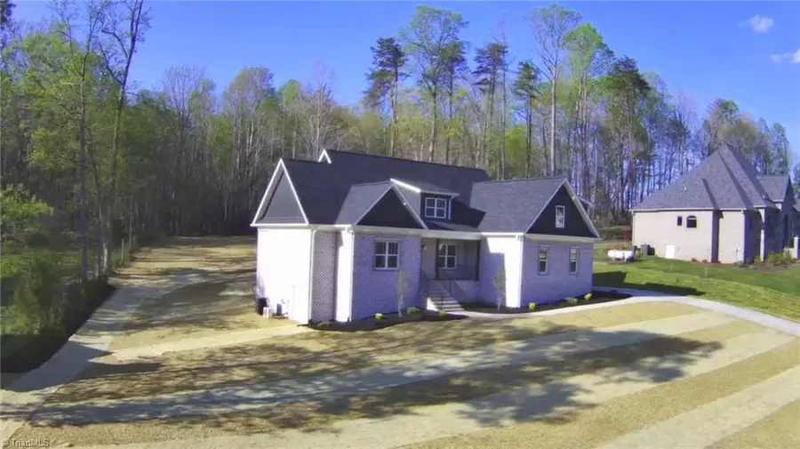 9461 White Tail Trail, Kernersville, NC 27284 - #3