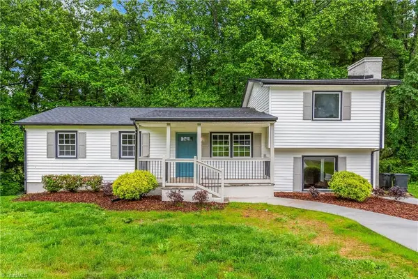 6200 Ridge Road, Tobaccoville, NC 27050