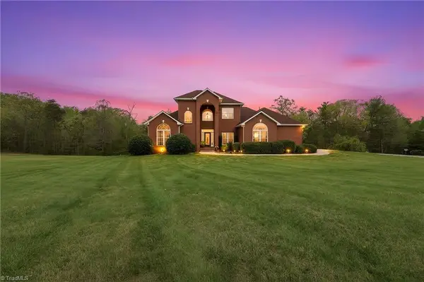 48 Oakdale Drive, Taylorsville, NC 28681