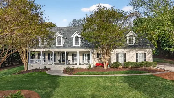 6203 Moores Creek Drive, Summerfield, NC 27358