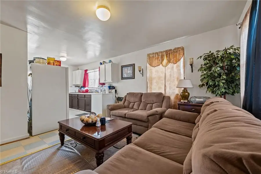 1006 Beaumont Avenue, Greensboro, NC 27401 - #2