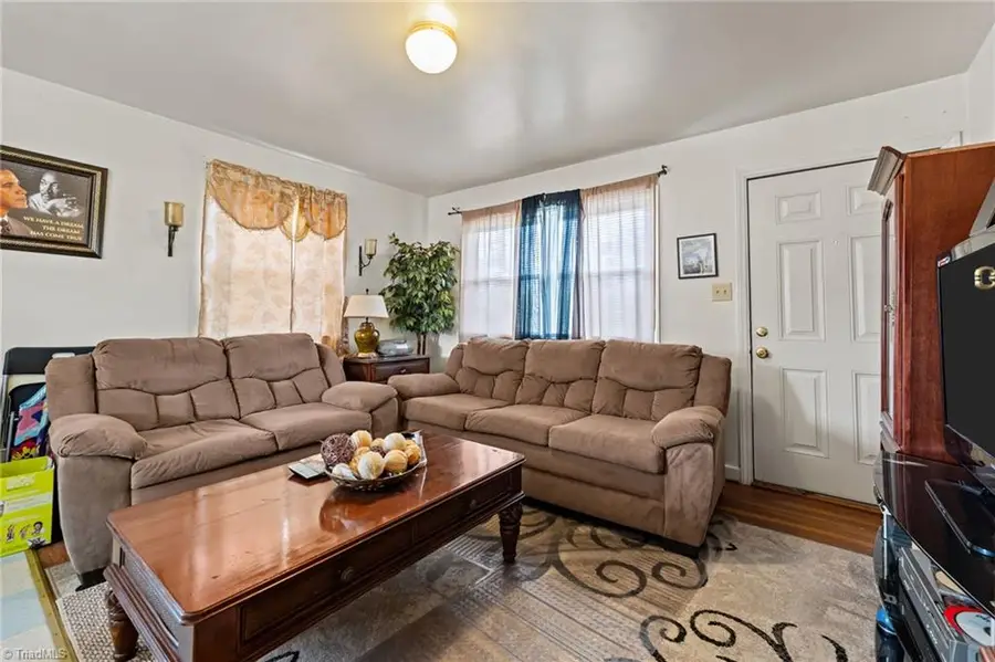 1006 Beaumont Avenue, Greensboro, NC 27401 - #3