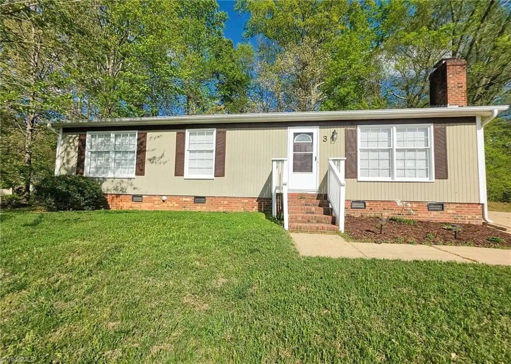 3 Woodlake Court, Greensboro, NC 27406 - #1