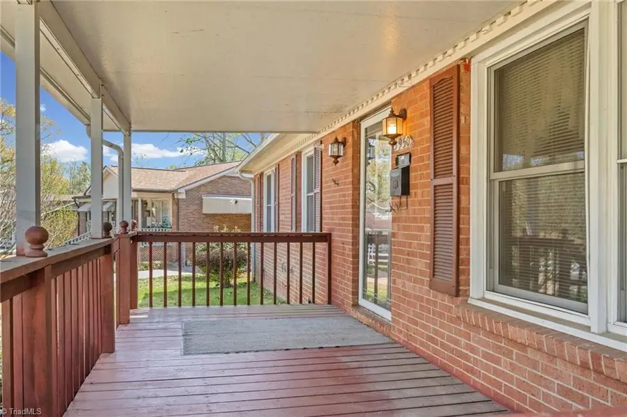 3950 Burnham Circle, Winston Salem, NC 27105 - #3