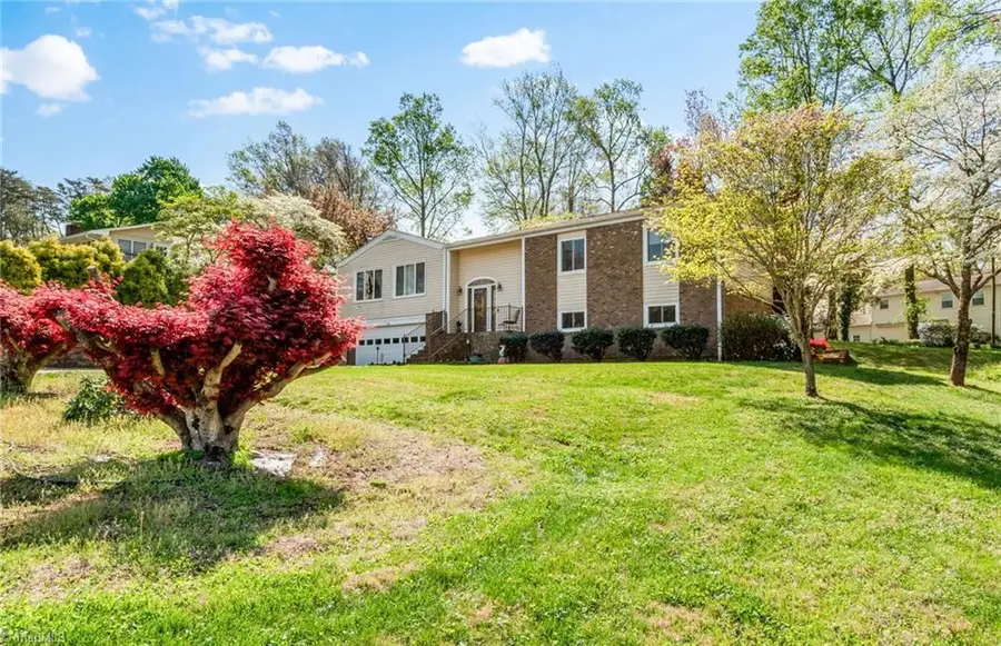 223 Vandyke Street, Kernersville, NC 27284 - #2