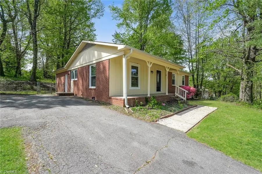 5722 Antietam Drive, Winston Salem, NC 27106 - #2