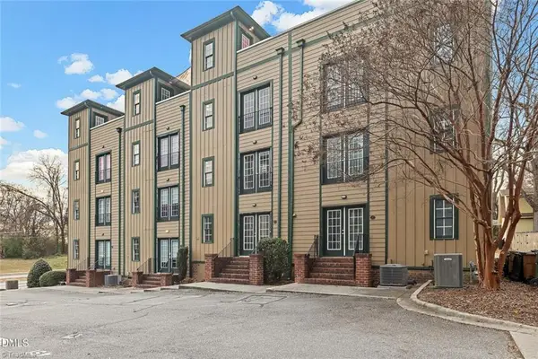 316 Sues Blues Alley, Greensboro, NC 27406