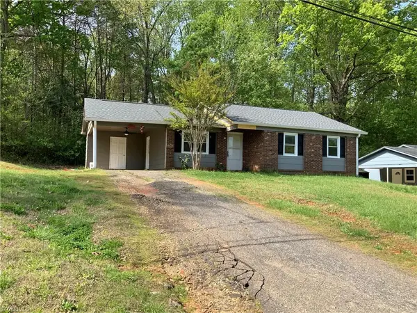 220 Mountview Drive, Mocksville, NC 27028-2837
