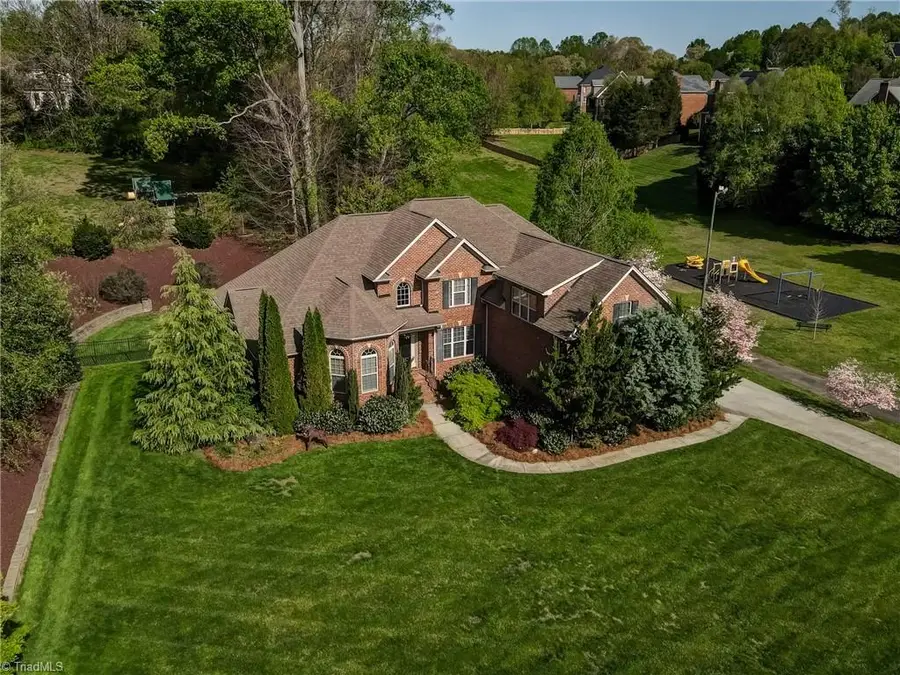 3304 Willow Wind Drive, Pfafftown, NC 27040 - #2