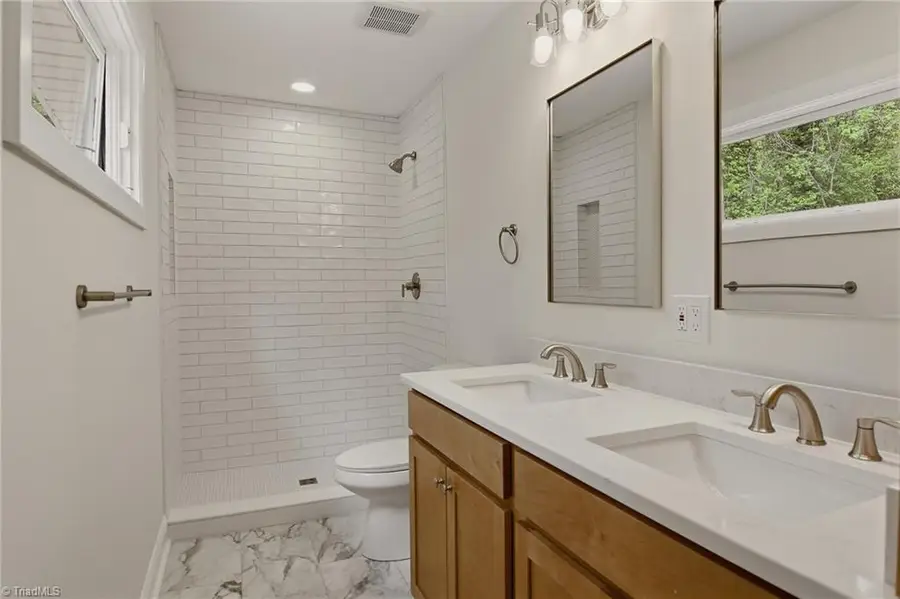 2711 Glenhaven Lane, Winston Salem, NC 27106 - #2