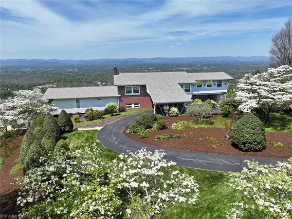 271 Casa Robles Drive, Moravian Falls, NC 28654