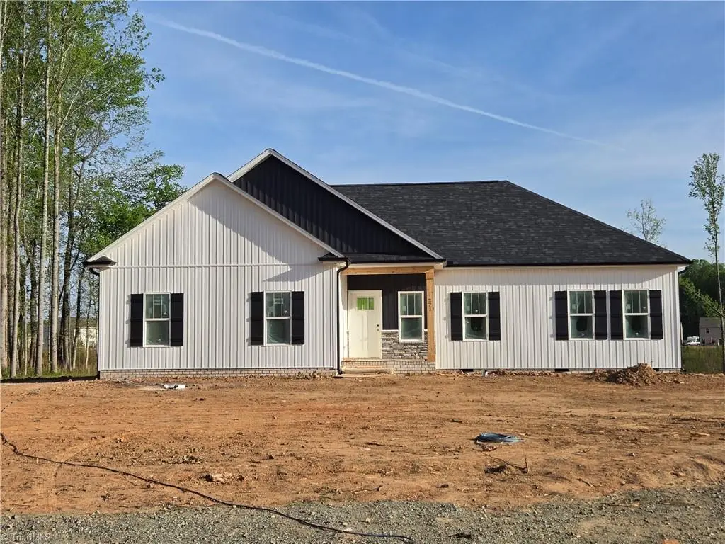 271 Stonybrook Drive, Lexington, NC 27295 - #1