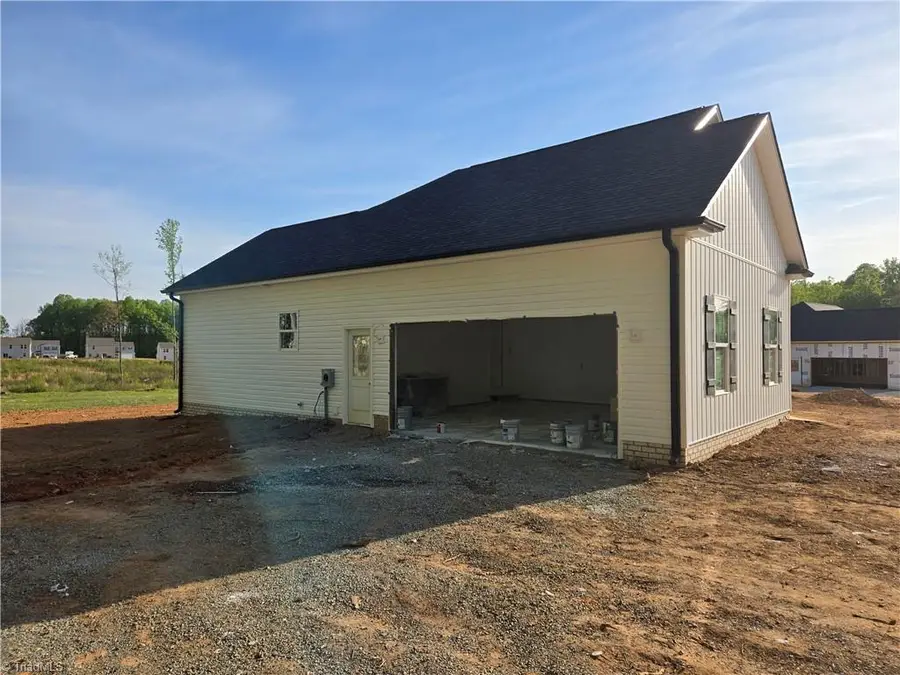 271 Stonybrook Drive, Lexington, NC 27295 - #2