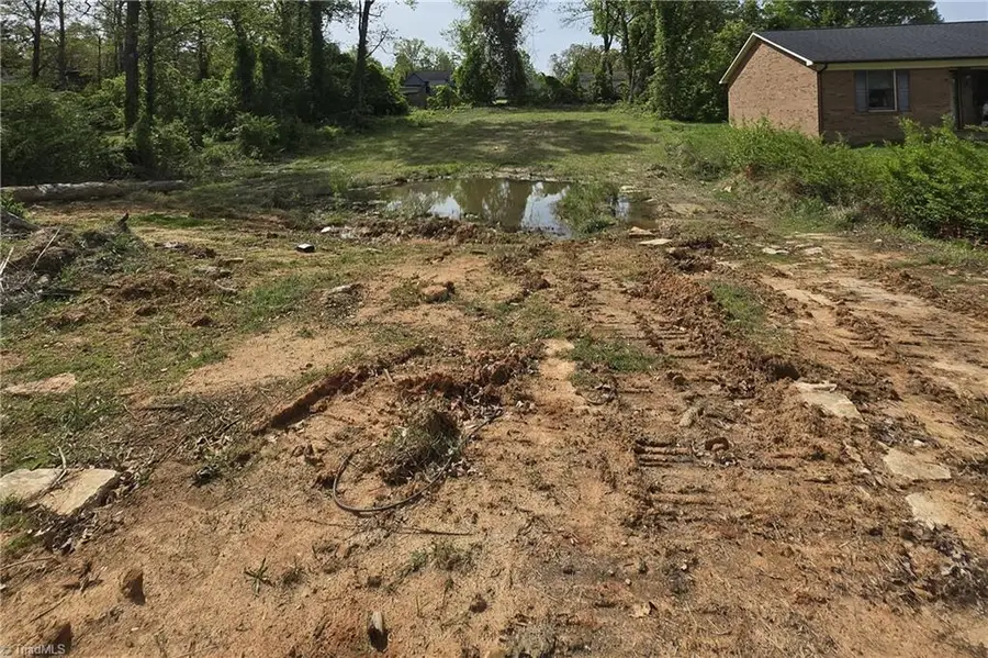 209 Hinkle Street, Thomasville, NC 27360 - #2