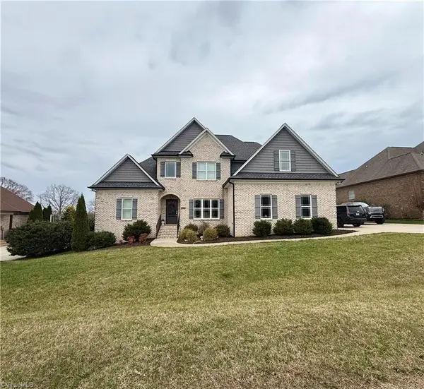 7802 Front Nine Drive, Stokesdale, NC 27357