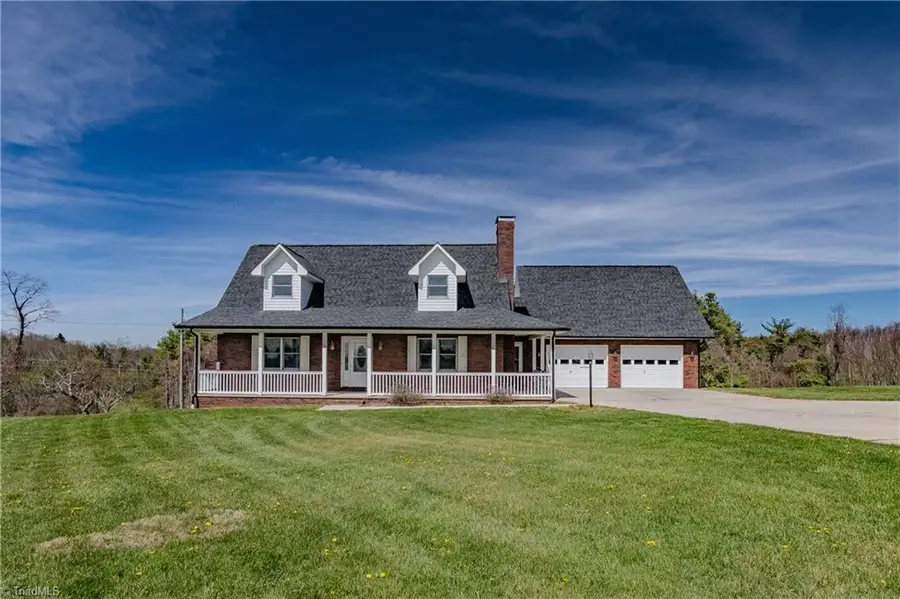 11325 Glade Valley Road, Ennice, NC 28623 - #2