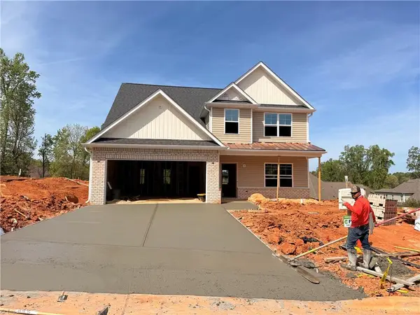 2107 Medhurst Drive, Greensboro, NC 27410