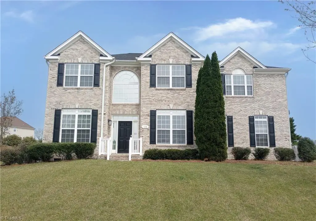 108 N Honey Locust Drive, Thomasville, NC 27360 - #1