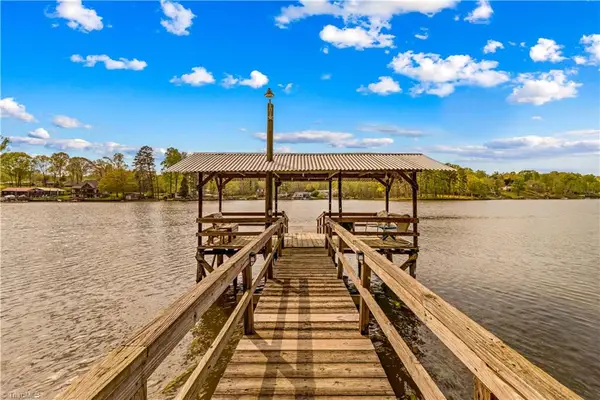 570 Lake Drive 9, Lexington, NC 27292