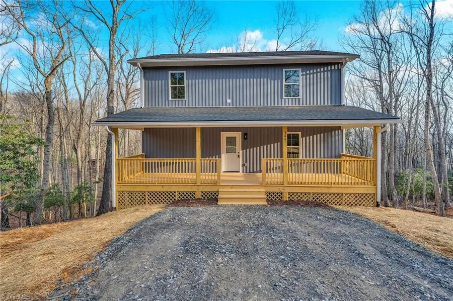 360 Laurel Lane, Jefferson, NC 28640 - #2