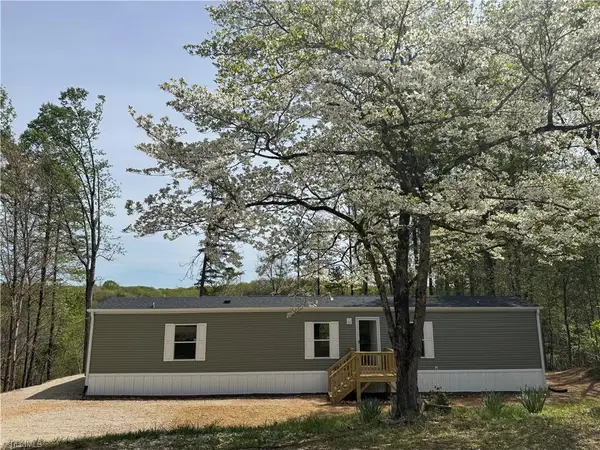 5787 Davis Road, Walkertown, NC 27051