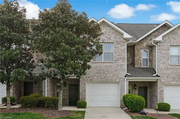 33 Four Farms Circle, Greensboro, NC 27410