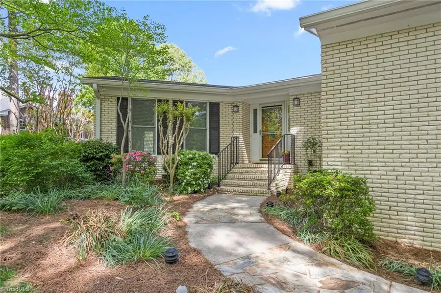 313 Westridge Drive, Burlington, NC 27215 - #2