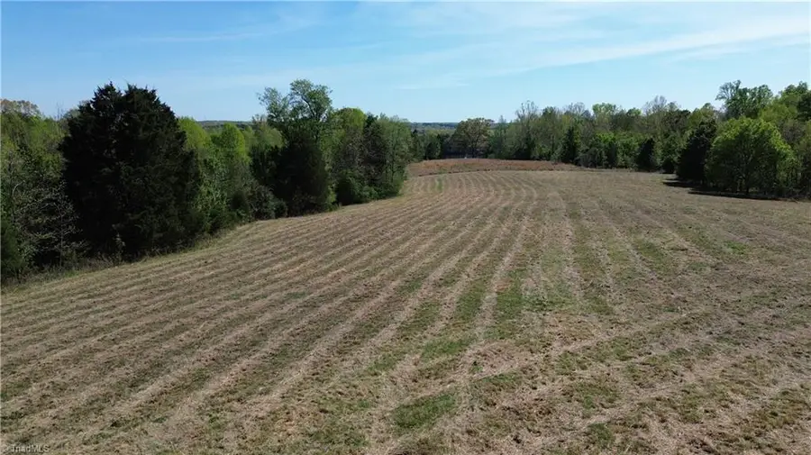 01 Riverside Circle, Eden, NC 27288 - #3