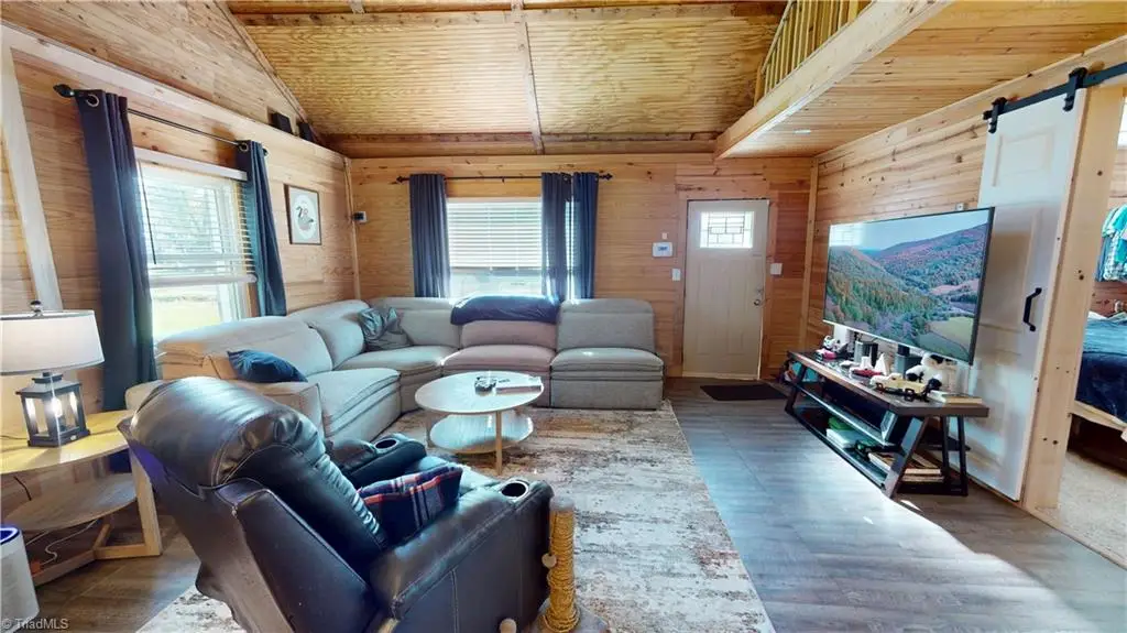 296 N Franklin Road, Mount Airy, NC 27030 - #1