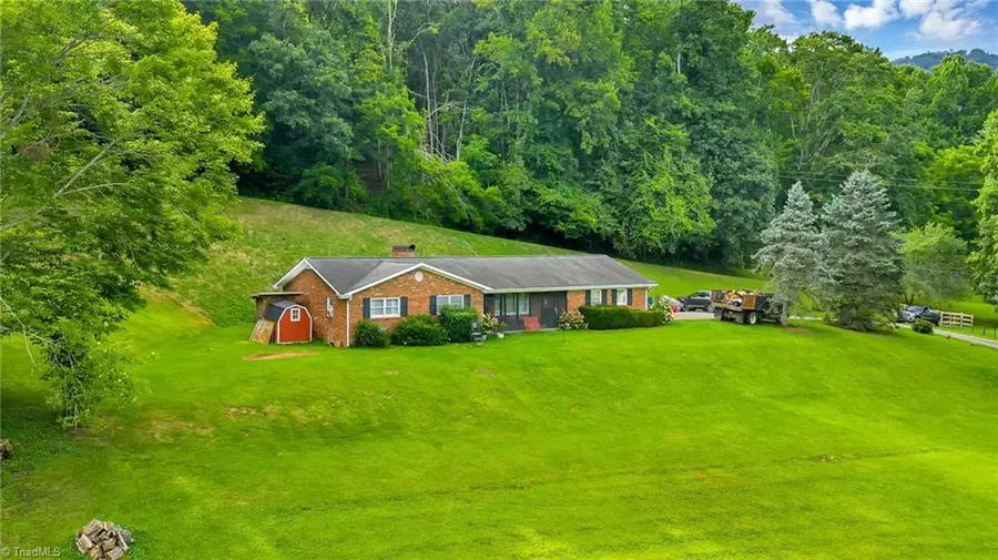 2351 Us Highway 221, Jefferson, NC 28640 - #2