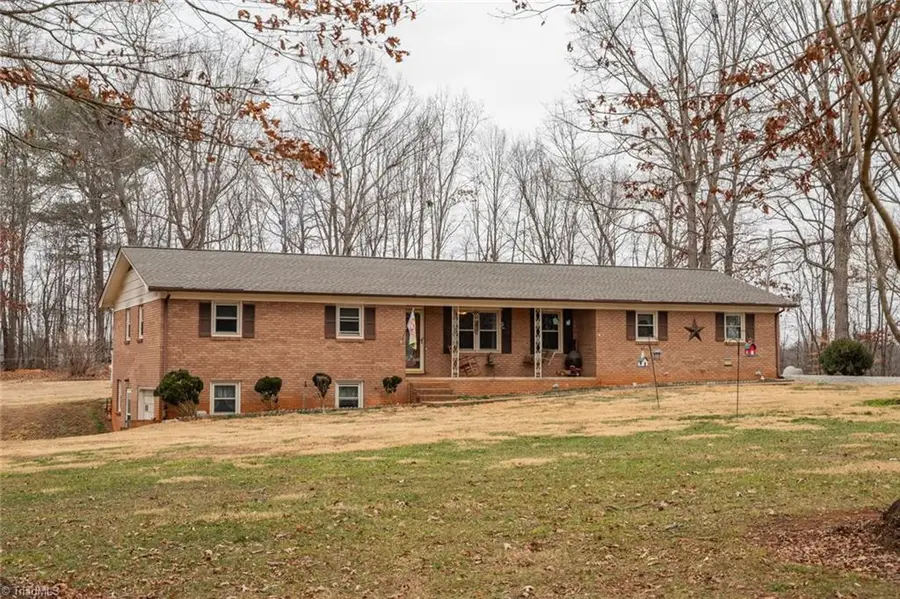 74 Miranda Drive, Taylorsville, NC 28681 - #3