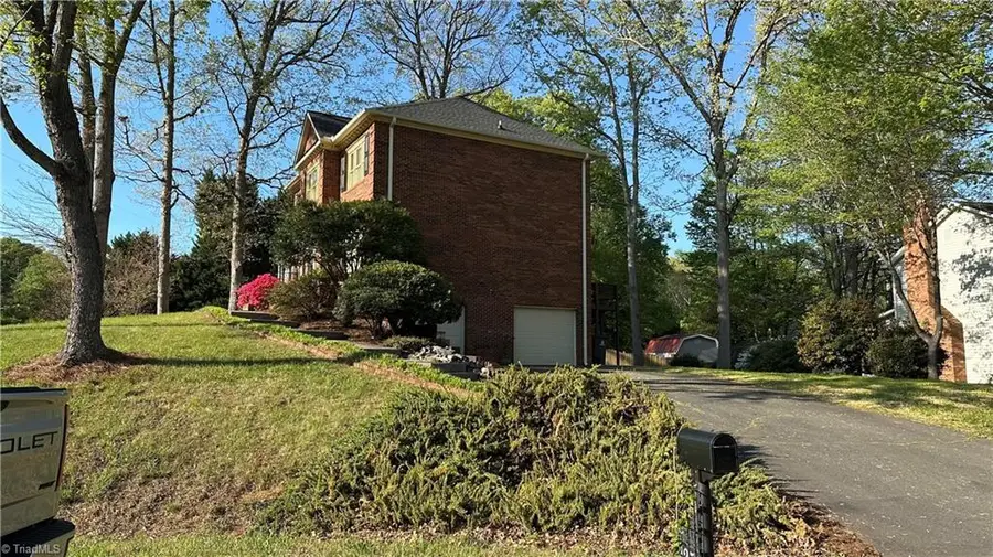 2251 Nettlebrook Drive, Winston Salem, NC 27106 - #3