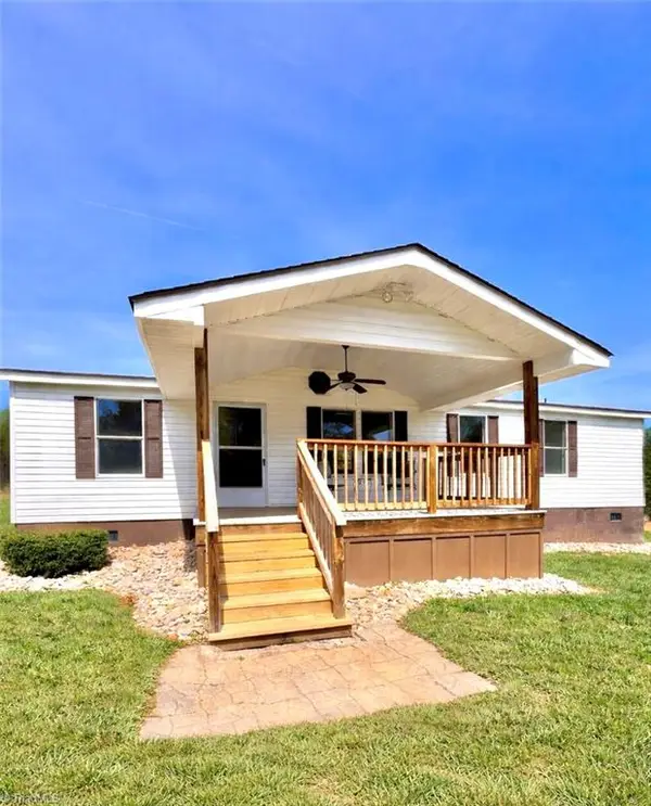 1044 Hodges Mill Road, Dobson, NC 27017