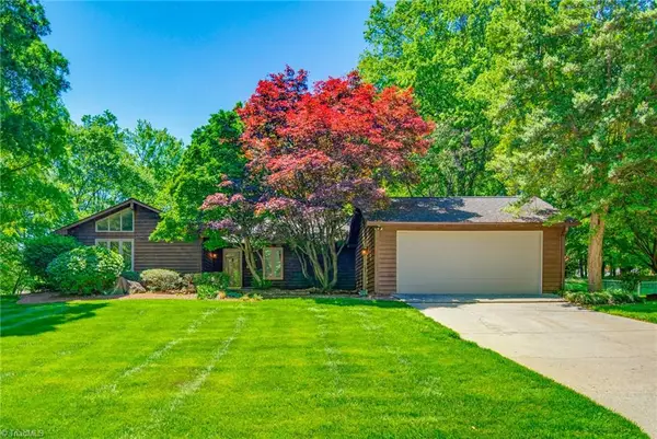 108 Wilchester Lane, Kernersville, NC 27284