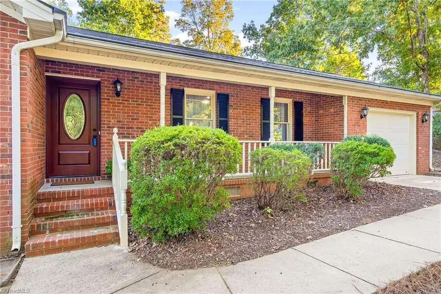 552 Woodland Drive, Graham, NC 27253 - #3