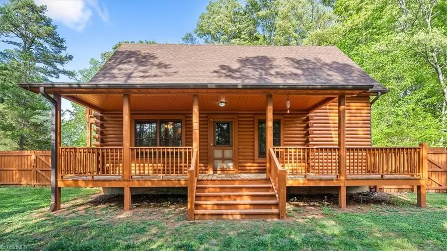 2171 Johnsontown Road, Thomasville, NC 27360 - #2