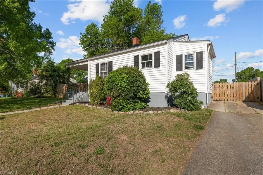 1521 Summit Avenue, Greensboro, NC 27405 - #3