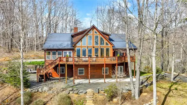 7994 Three Top Road, Todd, NC 28684