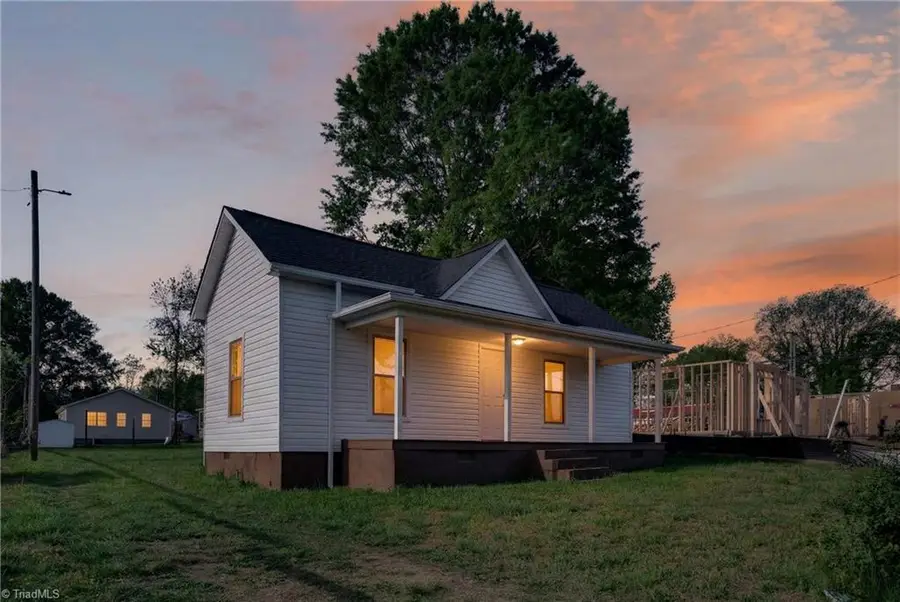 811 Vail Avenue, High Point, NC 27260 - #3