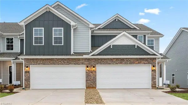 140 Briarwood Lane, Bermuda Run, NC 27006